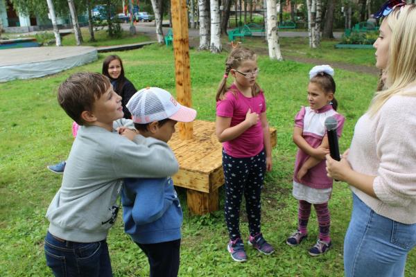 Хорошим играм - погода не помеха: день дворовых игр провели в Архангельске