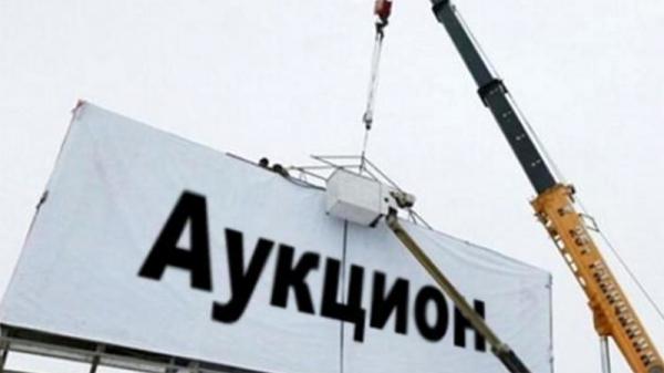 Рекламная пауза: власти Архангельска отказались проводить торги по наружной рекламе