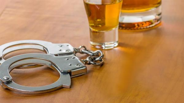 В Архангельске суд оправдал уволенного за пьянку на работе главу полиции Мирного