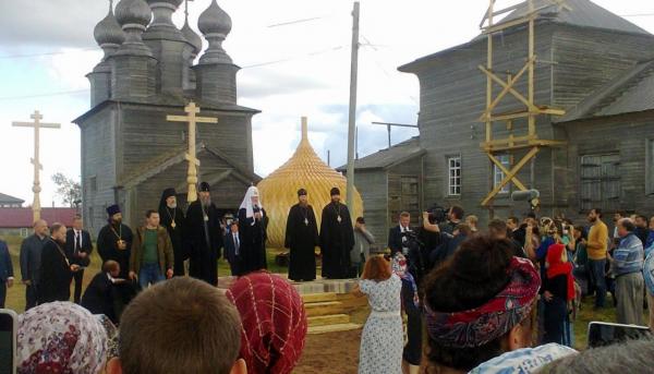 Патриарх Кирилл посетил онежские деревни Ворзогоры и Подпорожье