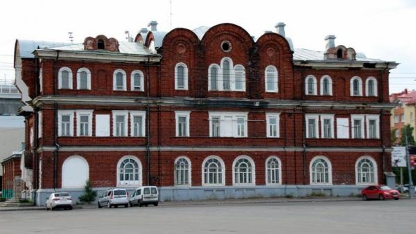 Из «деревяшки» в Сурское подворье: архангельский военкомат сменил место прописки