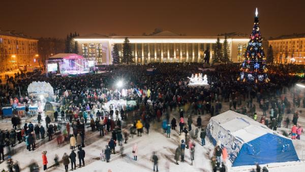 Выступление кумиров 90-х завершило празднование юбилея «Севмаша» в Северодвинске