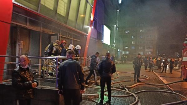 В Котласе при пожаре в торговом центре Столица пострадал один человек