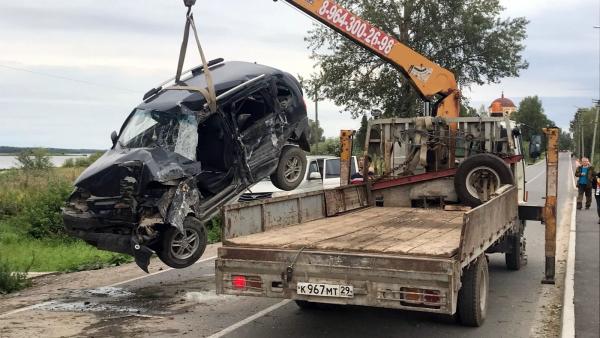 Врезался в дерево: авария унесла жизнь водителя Нивы в Каргополе