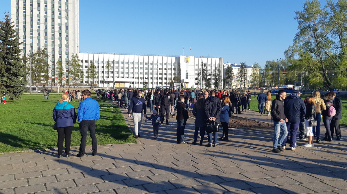 1 мая архангельск. Архангельск в мае. Архангельск май. Архангельск в мае фото.