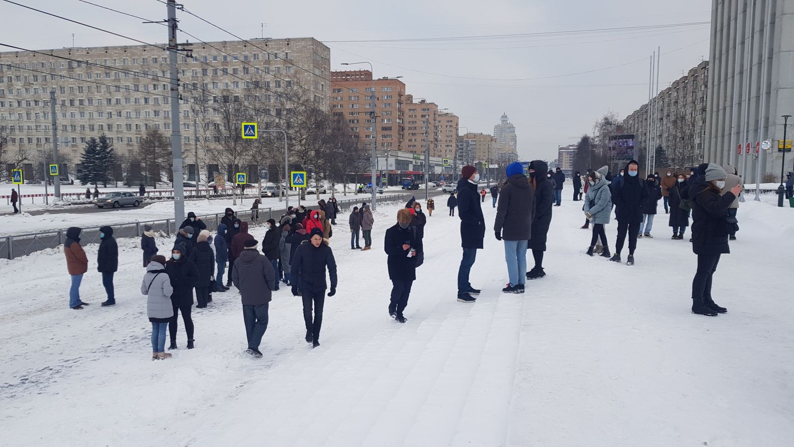 Акция навального полдень