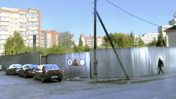 На фото: одна из жилищных строек на улице Поморской