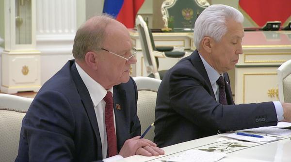 В Северодвинске ищут людей, не давших шапку Владимиру Путину