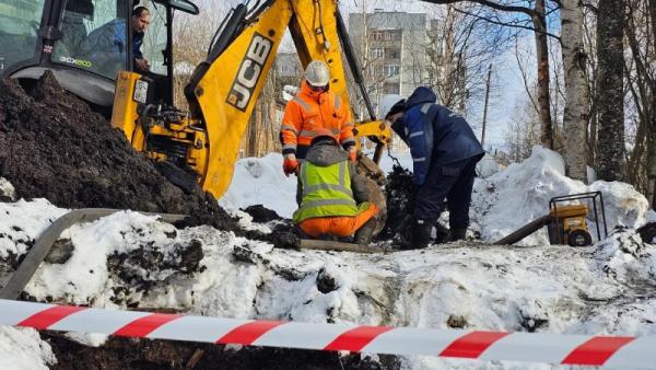 Архангельские коммунальщики отчитались об устранении аварии в поселке Гидролизном