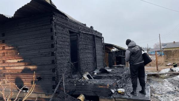 Дом сгорел дотла: в Архангельской области пара погибла в огне