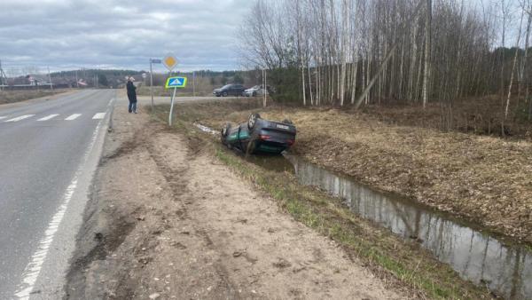 В Поморье легковушка вылетела перед пассажирским автобусом: пострадали люди