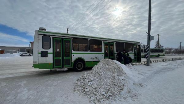 Водитель автобуса из НАО, протащивший пенсионерку, ответит в суде за ее смерть