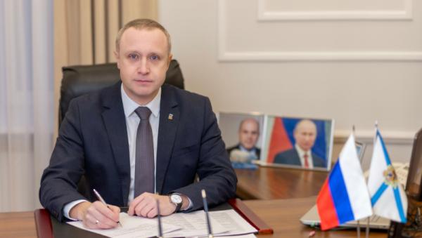 ����: ������������� ��������� ����
