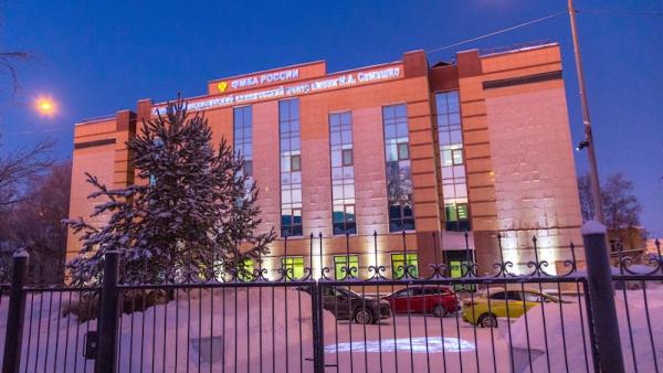 Крупную федеральную клинику экстренно закрыли в Архангельске из-за коронавируса