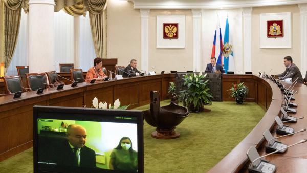 На заседании оперштаба в Архангельске раскритиковали работу «федеральных» медиков