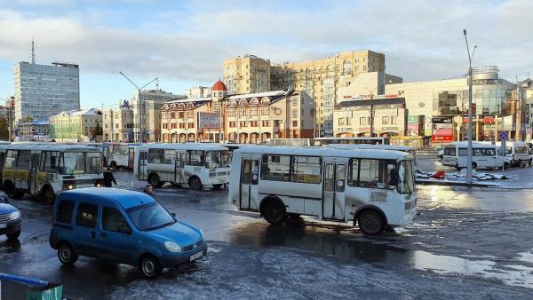 В Архангельске из-за COVID-19 количество автобусов на линиях увеличено на 16 единиц