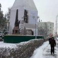«Обелиск Севера» в Архангельске скрылся под баннером с фотокопией монумента