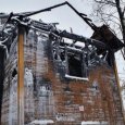 Дом в переулке «Водников» в Архангельске поджег выпущенный на свободу пироман