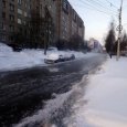 Внимание автомобилистам: участок улицы Гагарина затоплен в результате прорыва трубы