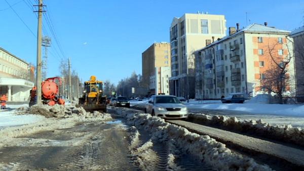 Архангельск авария на водопроводе. Проспект Ломоносова (Архангельск)2023. Перекресток Логинова Ломоносова в Архангельске. Архангельск авария на водопроводе сегодня. Авария устранена Архангельск.