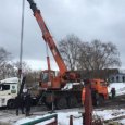 «КАМАЗ» спасен: в Котласе завершена операция по извлечению затонувшего грузовика