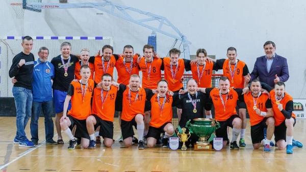 Команда из Поморья в 11-й раз выиграла чемпионат России по флорболу в Высшей лиге