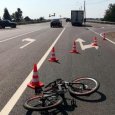 Юная велосипедистка погибла под колесами грузового автомобиля в Холмогорском районе