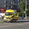 В Архангельска в ДТП с участим реанимационного автомобиля погибла женщина