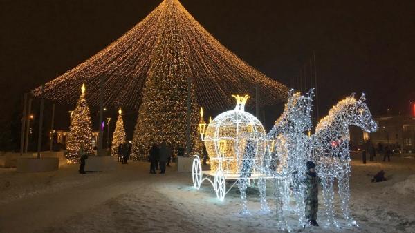 В администрации Архангельска приоткрыли секреты по новогоднему оформлению города