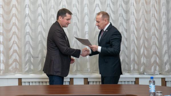 Народный фронт передал общественные предложения губернатору Поморья
