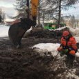 Коммунальщики продолжают поиски дефекта на «южном» водоводе в Архангельске
