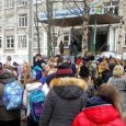 В Архангельске из-за анонимного сообщения о минировании эвакуирована гимназия №3