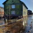 На территории Гидролизного поселка в Архангельске ввели особый режим из-за потопа