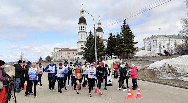 Спортсмены из клуба «Гандвик» бегут дальше. Решение по помещению принято