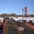 В Архангельске ищут подрядчика для проектирования наплавного моста на Бревенник