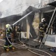 Спасатели подтвердили наличие пострадавших при пожаре на рынке в Архангельске