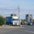 После смертельного ДТП фуры продолжают дневные поездки по Кузнечевскому мосту