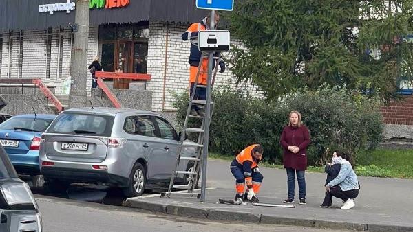 В Архангельске у здания облпотребкооперации внезапно изменили правила парковки