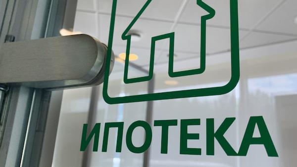 Обвал ипотечных сделок с новостройками зафиксирован за минувший месяц в Поморье