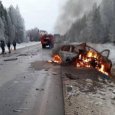Огненное ДТП на трассе Архангельск-Москва закончилось летальным исходом