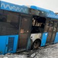 Автобусные войны продолжаются: неизвестный поджег рейсовый «Лиаз» в Архангельске