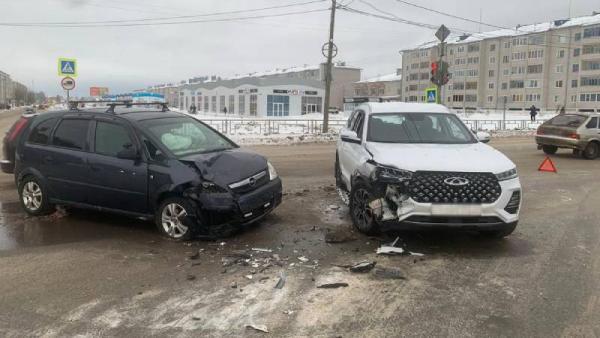 За последние сутки в ДТП на дорогах Поморья пострадали четыре человека